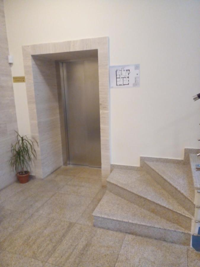 Hotel Genio Tiflis Dış mekan fotoğraf