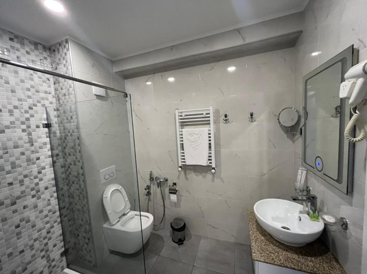 Hotel Genio Tiflis Dış mekan fotoğraf