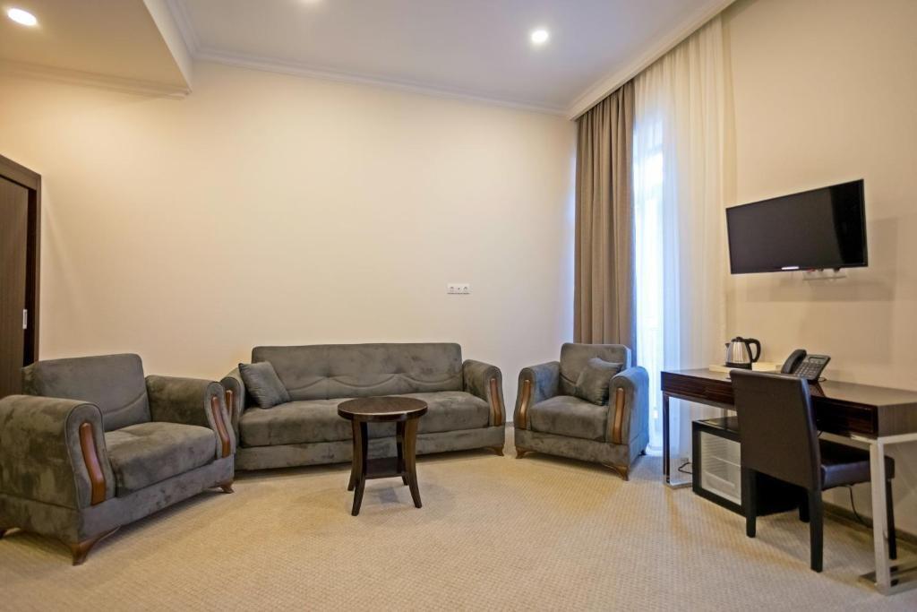 Hotel Genio Tiflis Dış mekan fotoğraf