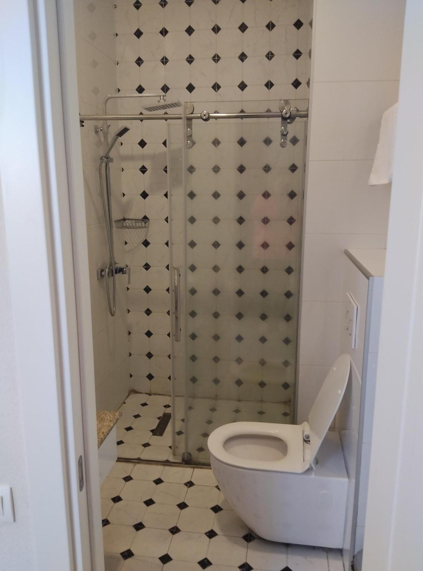 Hotel Genio Tiflis Dış mekan fotoğraf