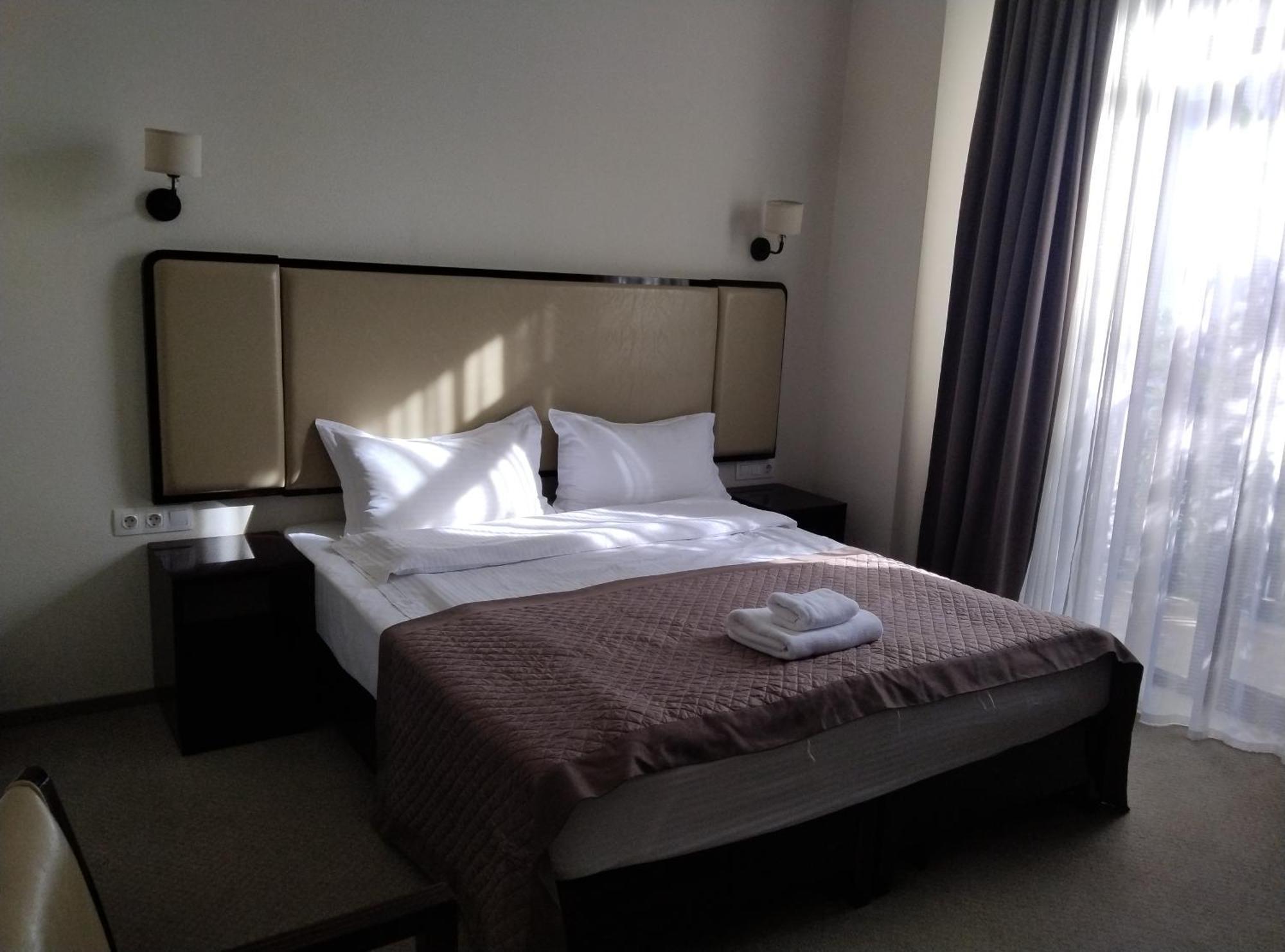 Hotel Genio Tiflis Dış mekan fotoğraf