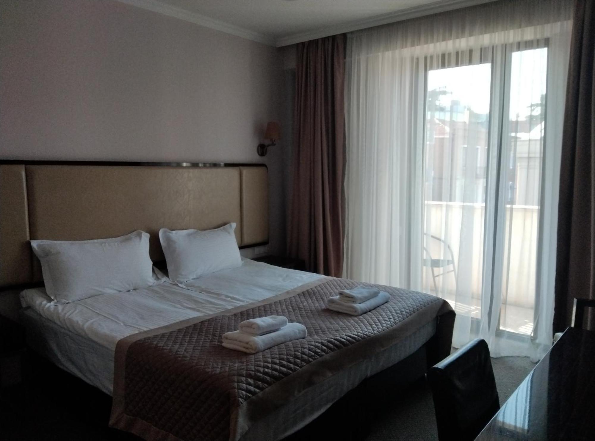 Hotel Genio Tiflis Dış mekan fotoğraf