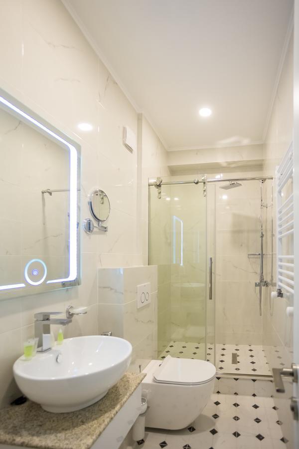 Hotel Genio Tiflis Dış mekan fotoğraf