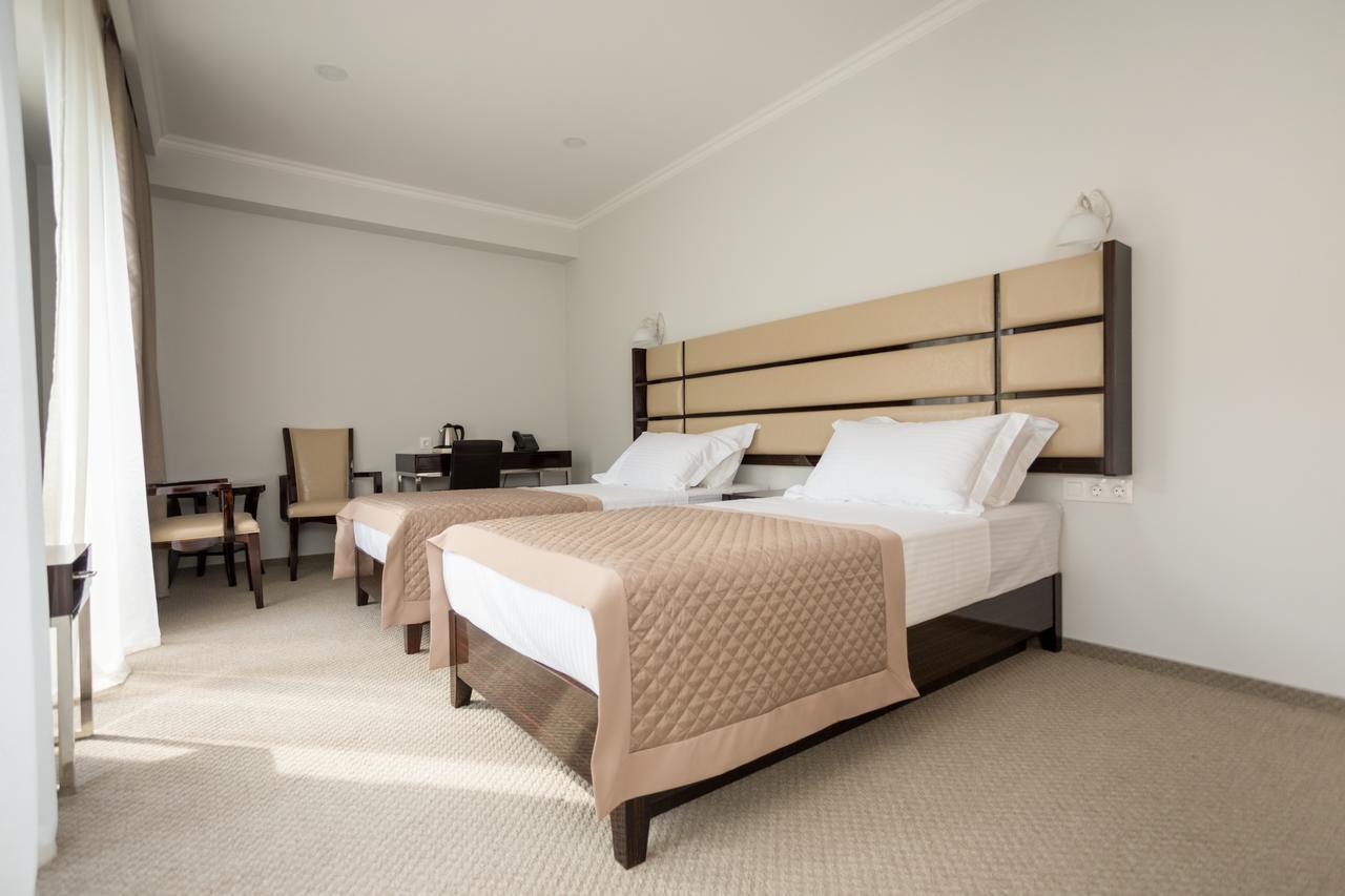 Hotel Genio Tiflis Dış mekan fotoğraf